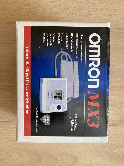 OMRON Ciśnieniomierz ramieniowy MX3