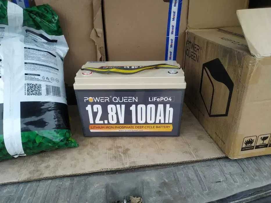 Аккумуляторы Power Queen LiFePO4 12V 100Ah BMS