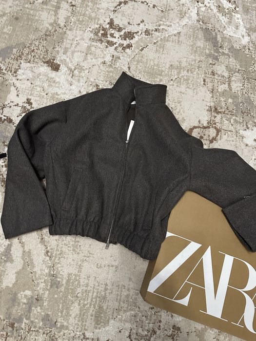 Курточка zara тренд актуальна шоколад s двухсторонній замок