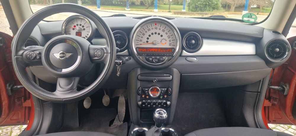 Mini Cooper D  R56-112CV