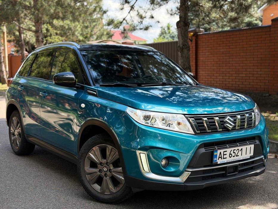 Продам Suzuki Vitara 2020 Официал 68 пробега топ Комплектация