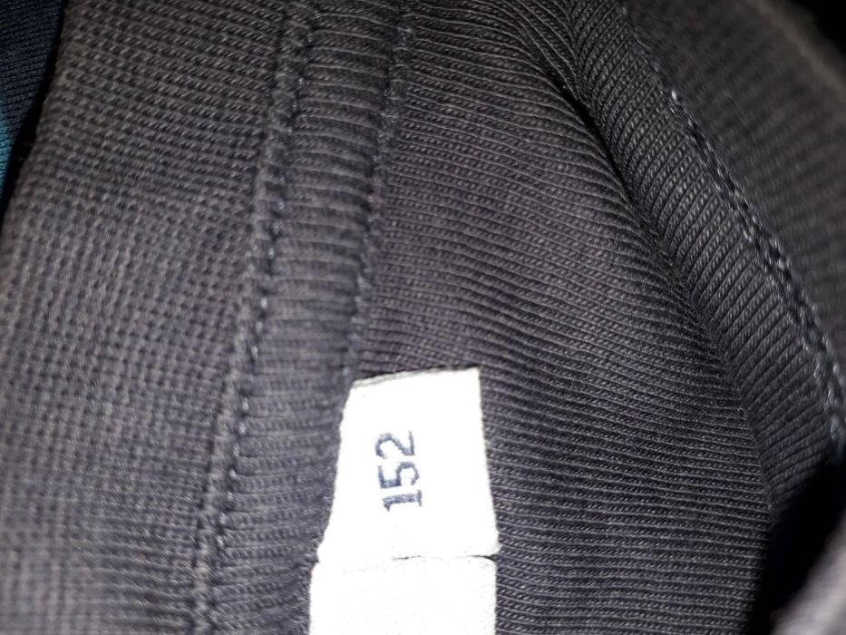 T-shirt z długim rękawem cena za 4 sztuki!