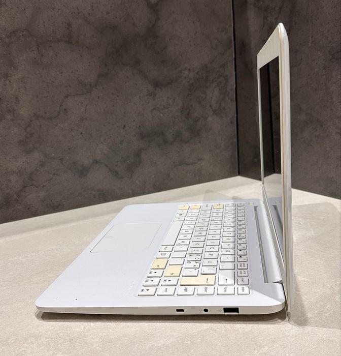 Ноутбук Asus R417S 14" 2/500GB HDD! N3286