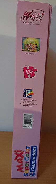 Puzzle Winx Club Clementoni 104 peças usado como novo