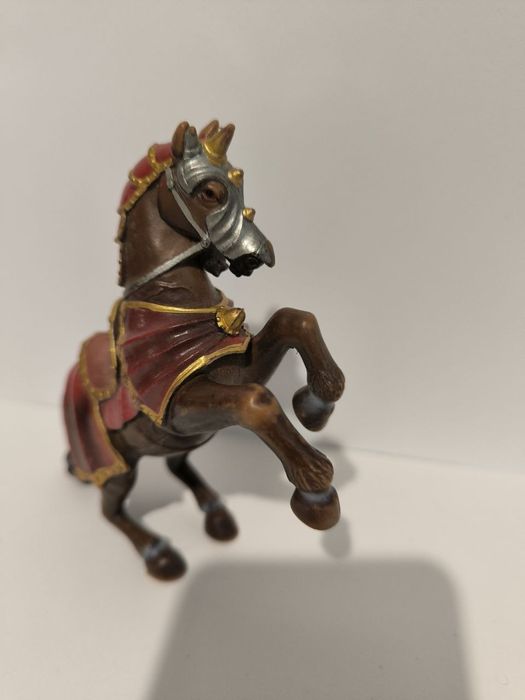 Колекційні фігурки коні