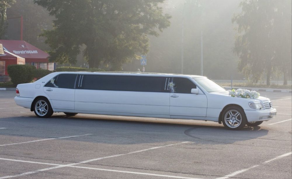 Mercedes лимузин 140 кузов
