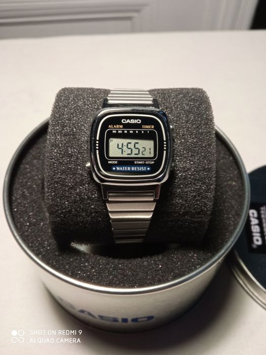 Damski zegarek Casio LA670W