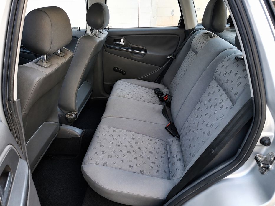Seat Ibiza 1.9Sdi (5 Lugares/Diesel) de 2000