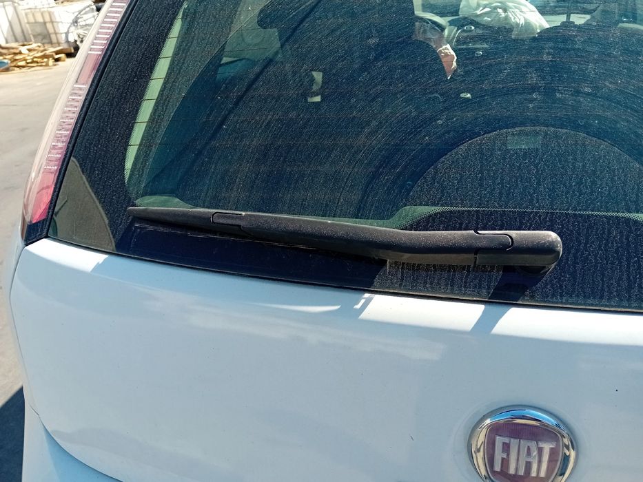 Haste / braço de escova limpa vidros trás FIAT Punto Evo (199_)