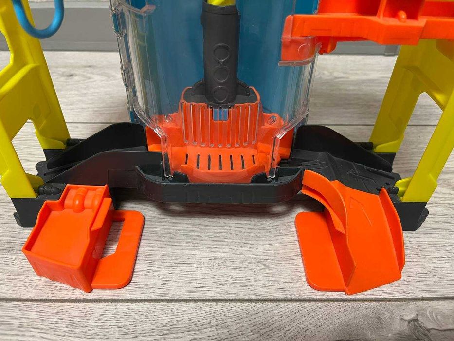 Hot Wheels Stunt Splash Car Wash Хот Вилс Автомойка GRW37