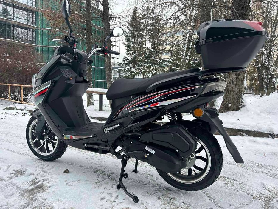 Скутер SPARK SP150S-18