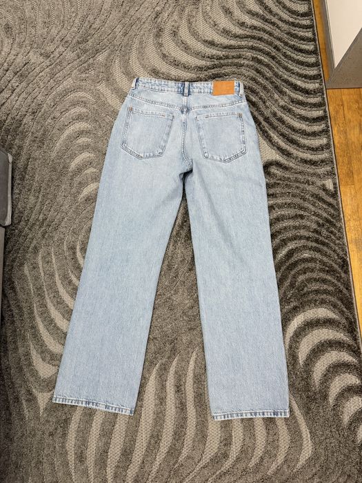 Прямі світлі джинси Zara