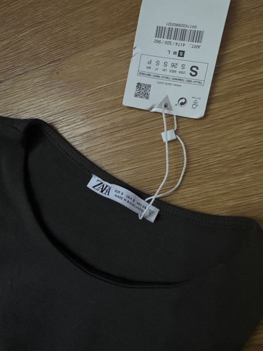 Сукня zara в стилі skims