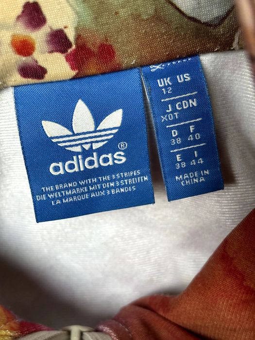 Adidas bluza na zamek z kieszeniami na zamek w kwiaty AJ8151  38 40