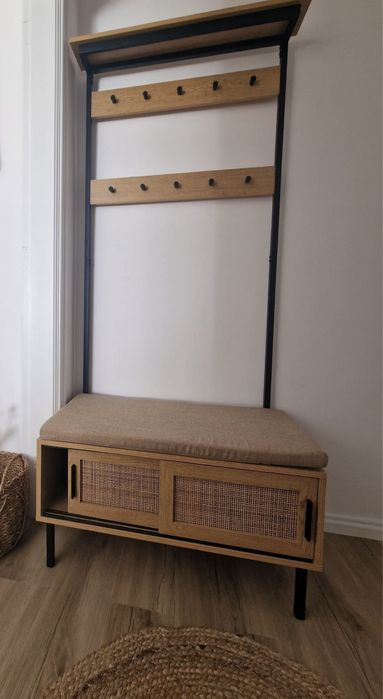 Movel para entrada com sapateira e banco