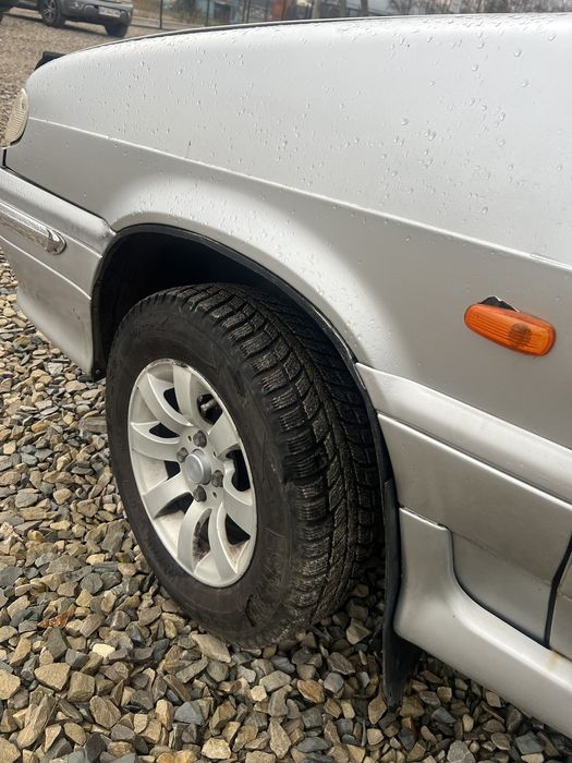 Продам ваз 2115 на ходу.