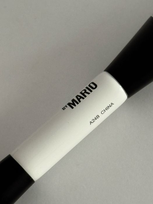 Nowy dwustronny pędzel do makijażu F4 Makeup by Mario