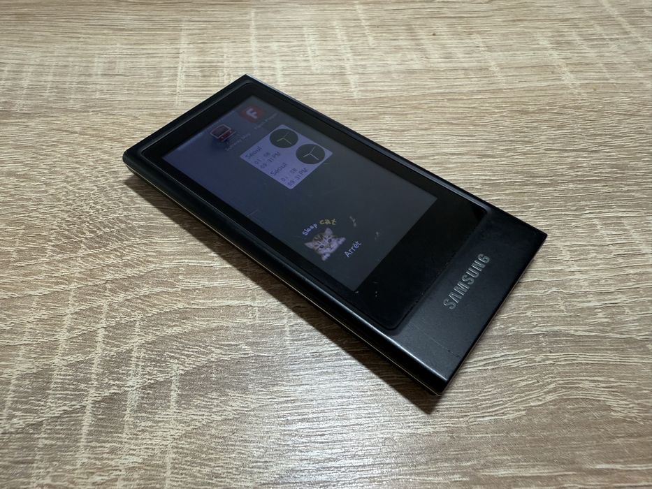 Odtwarzacz mp3 / mp4 Samsung yp p3 8g