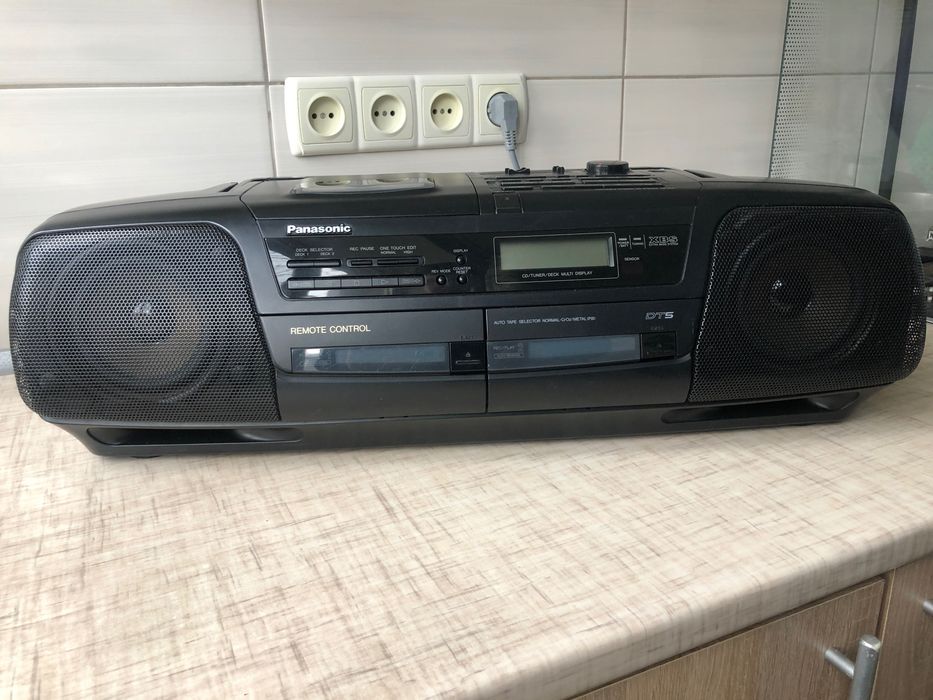 Panasonic RX DT5. Магнитола. Вход AUX