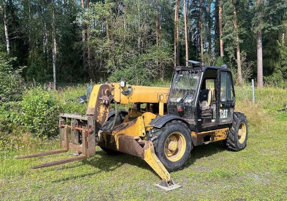 Навантажувач CAT TH63 Caterpillar TH63
