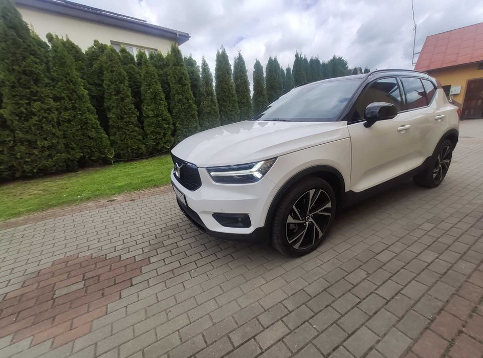 Volvo xc40 r-designe