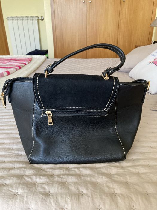 Mala de senhora de cor preto