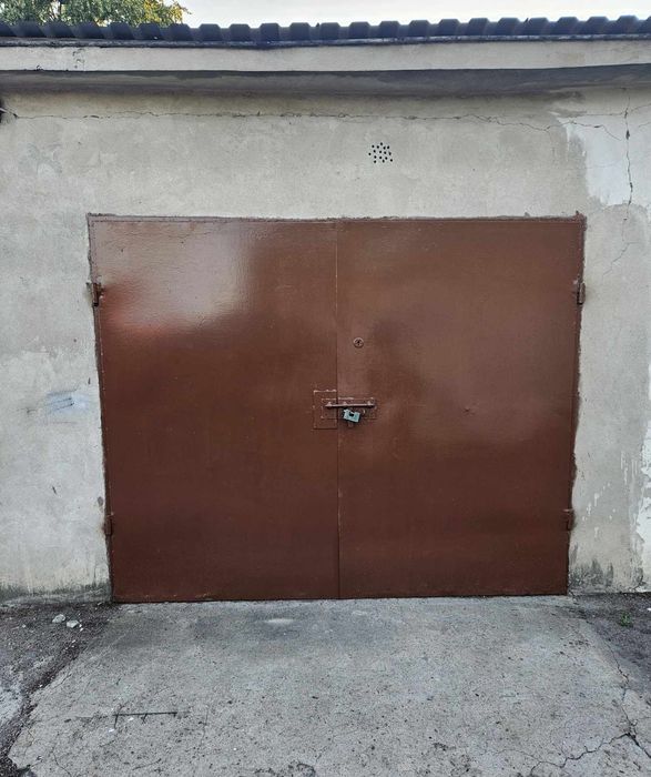 Garaż murowany 25m2