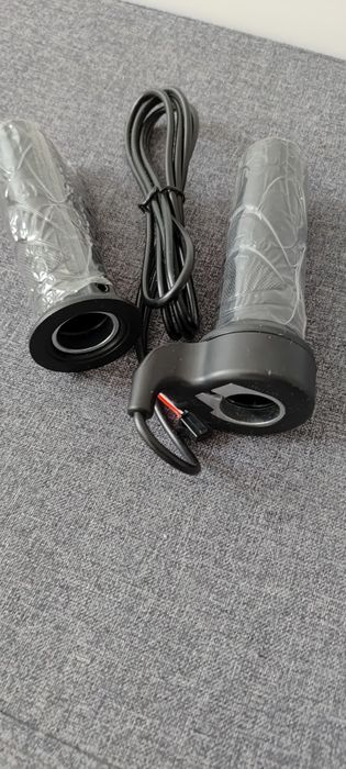 Hulajnoga elektryczna.