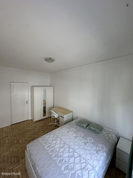 Quarto - localizado em Lisbon