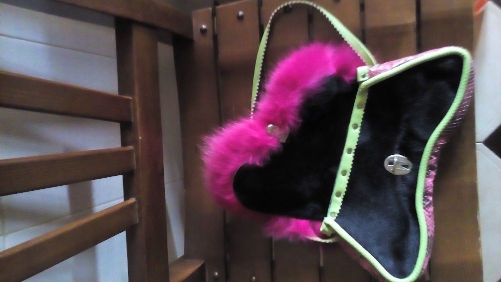 carteira cerimónia fora do vulgar