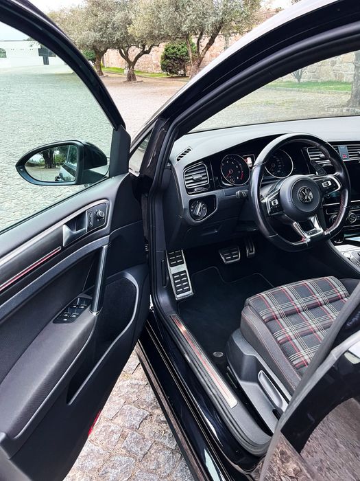 VW Golf 7.5 gti 2.0 - VENDO OU TROCO