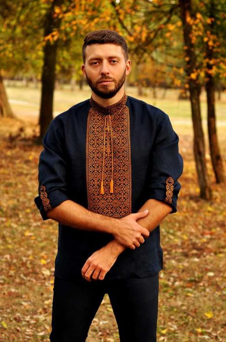 Вишиванка чоловіча з натурального льону