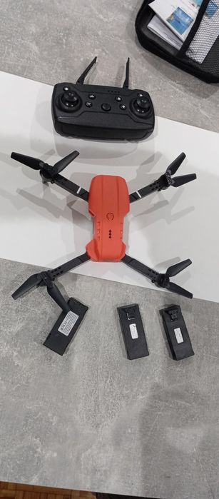 Drone (4K - 60fps Battery Life: 30 min - Orange)64174036426114120