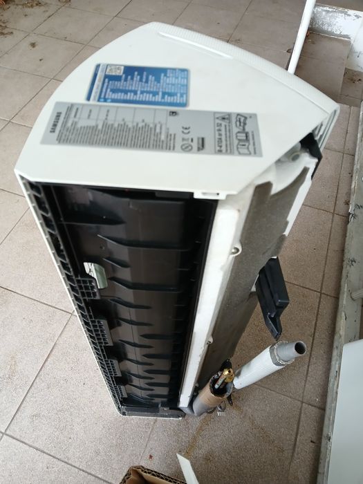 Ar Condicionado - Samsung 9000btu c/Wi-Fi (erro 01)