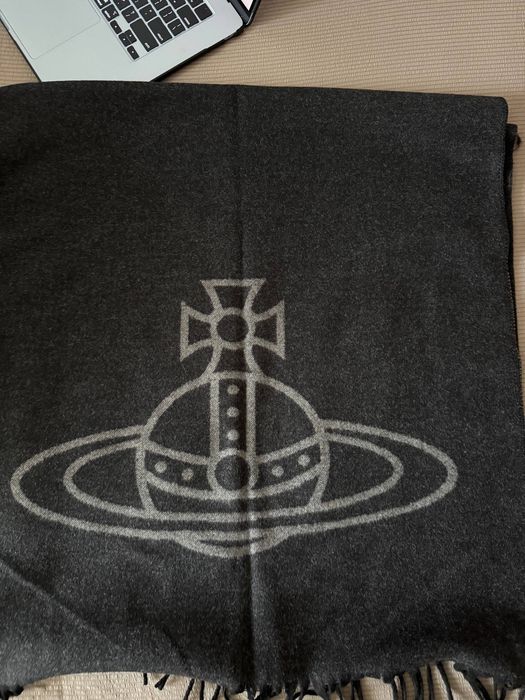 scarf vivienne westwood