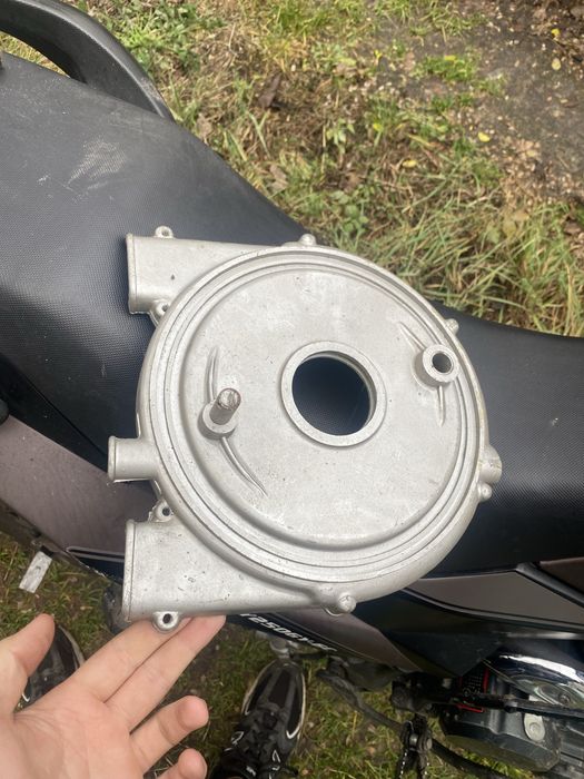 Продам кожух цепи иж новый (ссср)