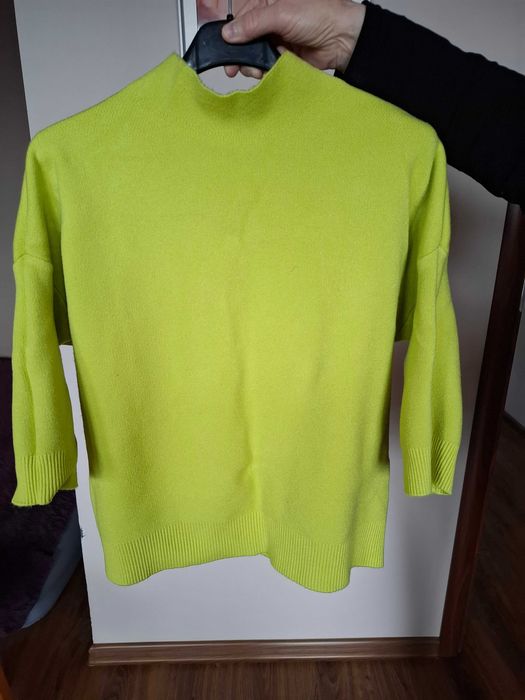 Golf, kolor ekri, rozmiar M.