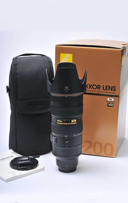 Nikon AFS 70-200 VR II f/2.8  Seminova