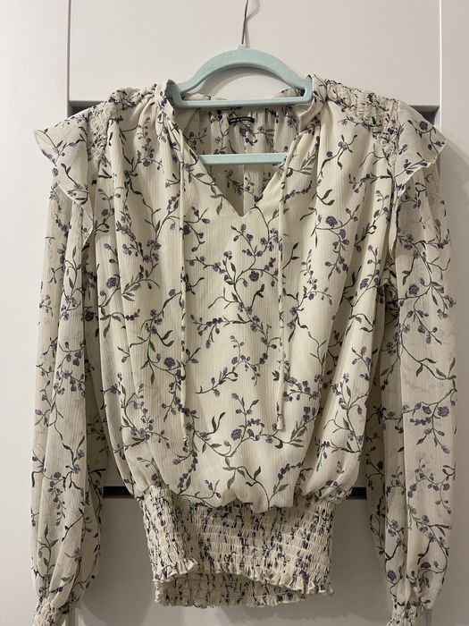 Bluzka boho Reserved rustykalna w kwiaty