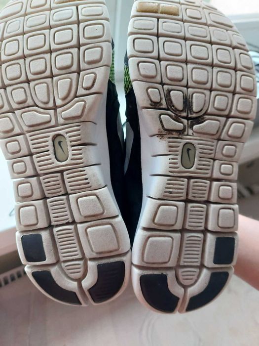 Кроссовки Nike  24,5 см