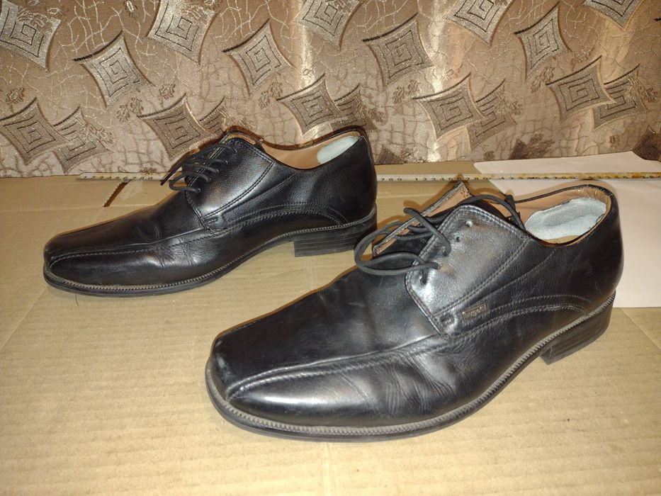 Туфлі BUGATTI, класичні, шкіряні, розмір 41(27), Італія.