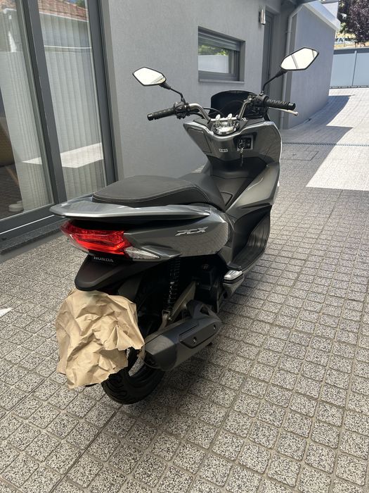 Honda PCX impecavel