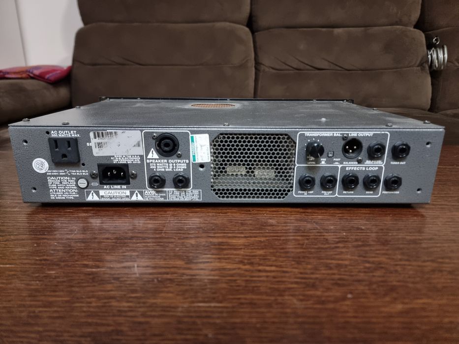 Head basowy Ampeg SVT-3PRO +footswitch