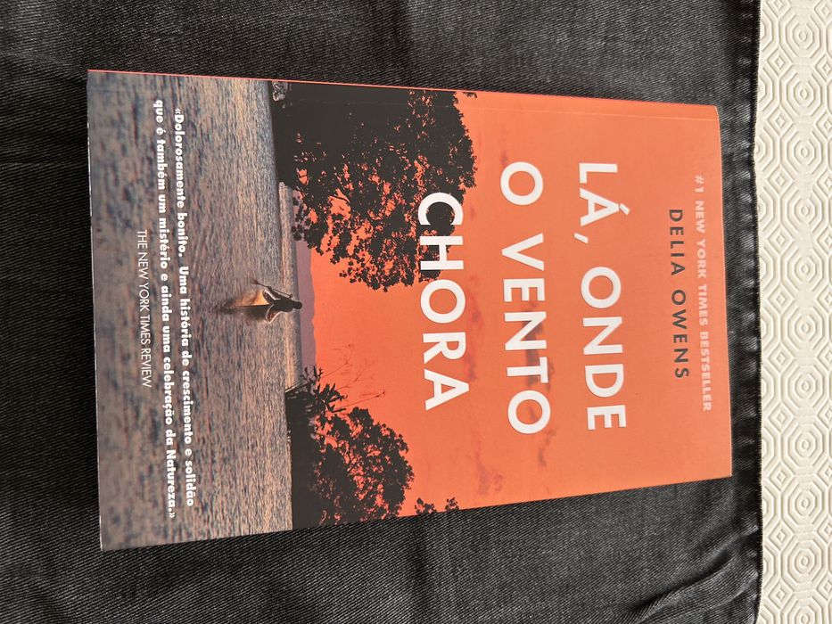 Livro “Lá, onde o vento chora” de Delia Owens