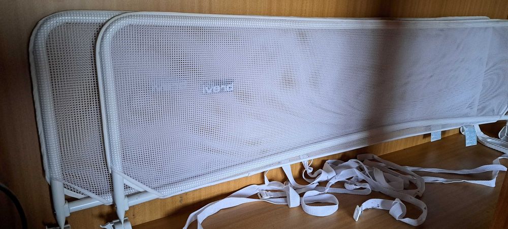 Barreira de cama de criança branca
