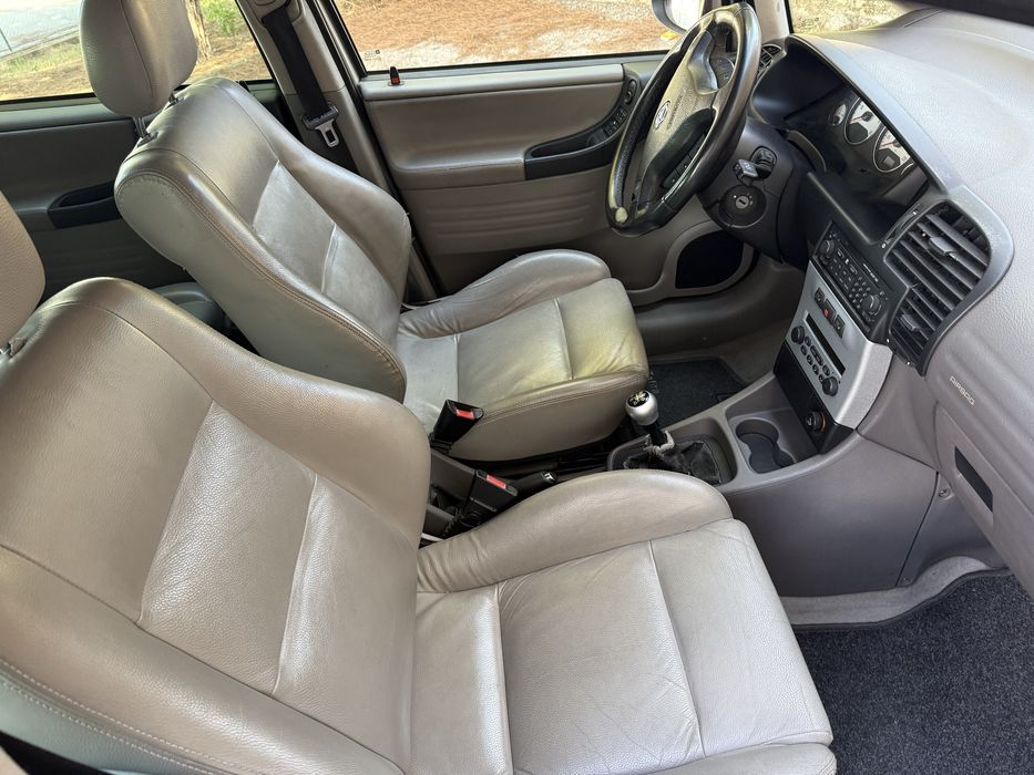 Opel zafira 2200cc 7 lugares