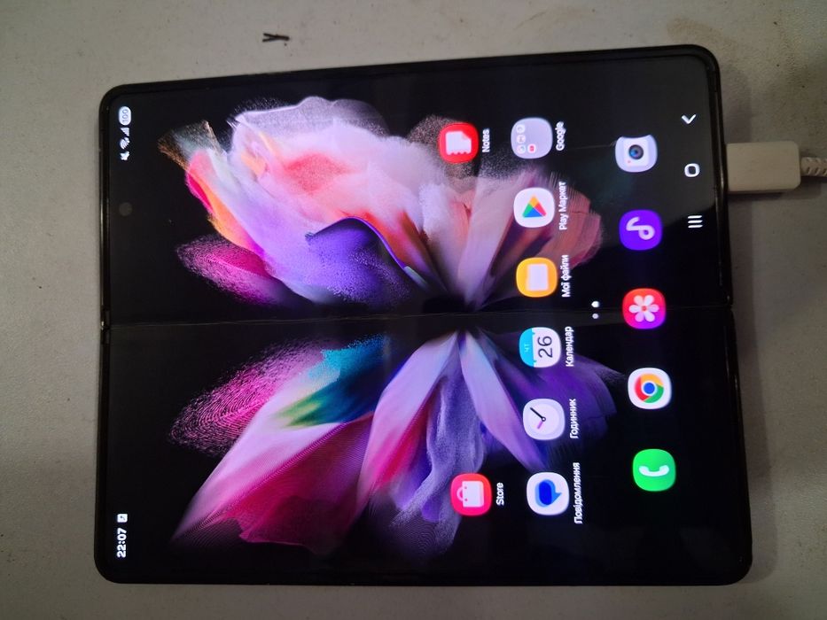 Samsung z fold 3 12/256gb