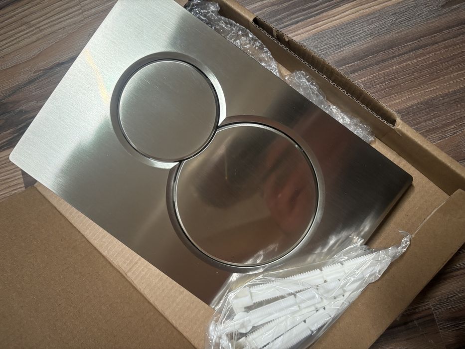 Przycisk spłukujący