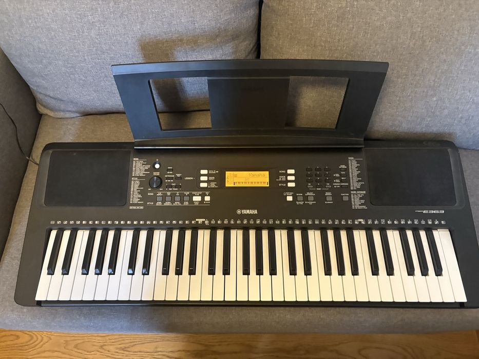 Keyboard Yamaha PSR-E363