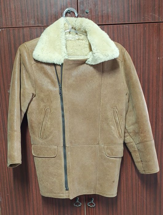 Дубленка натуральная на 12лет.